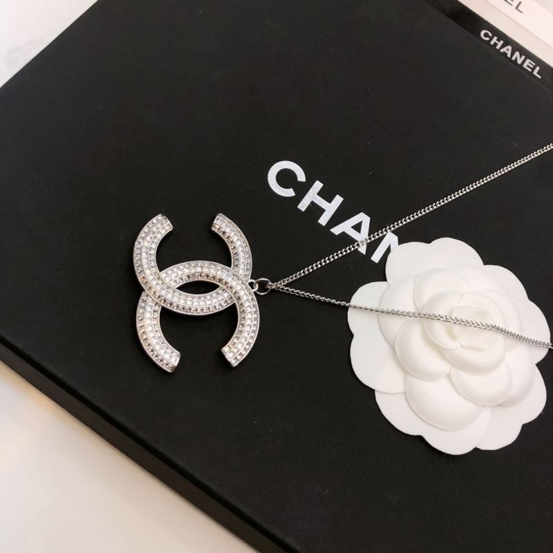 Ch**el necklaces